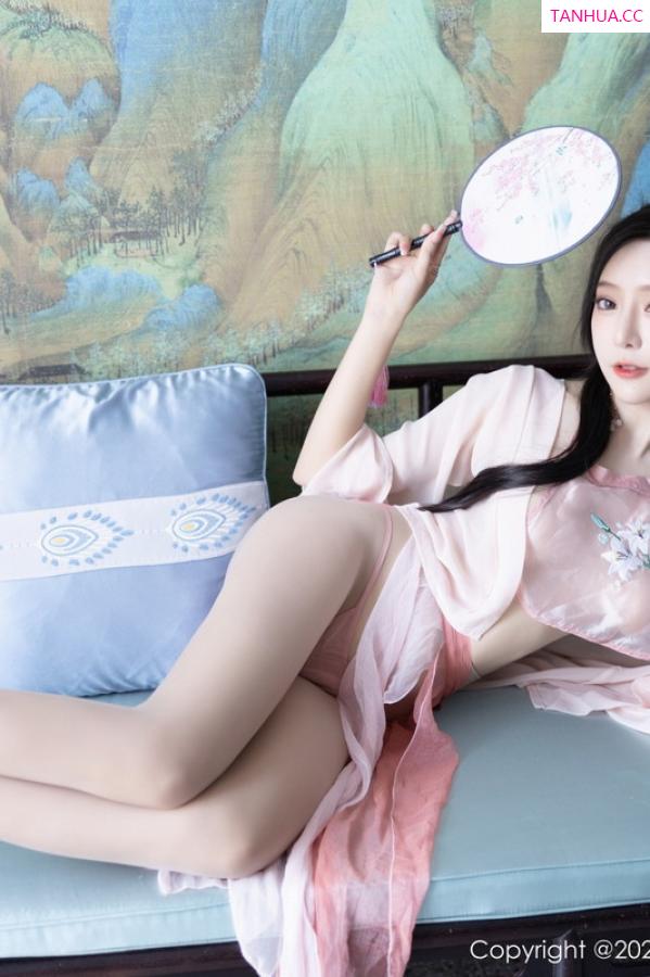 王馨瑶  [XiuRen]高清写真图 2022.12.23 No.6040 王馨瑶yanni 古装服饰第20张图片